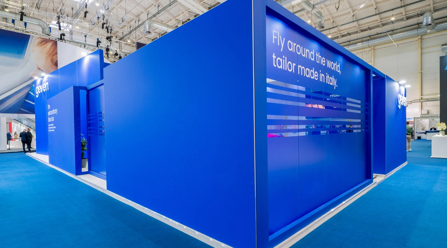 trade show stand builder