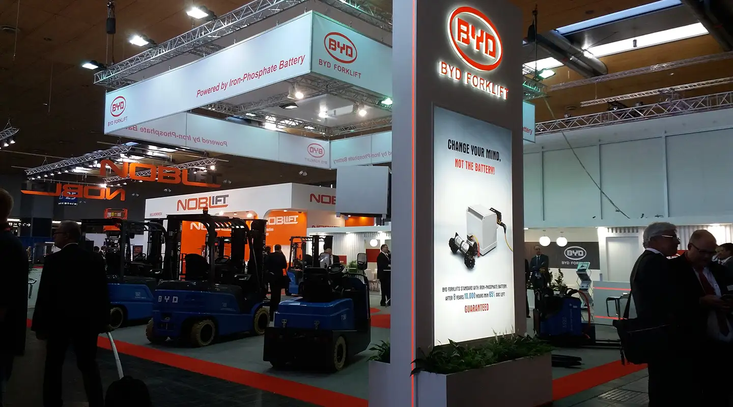 custom exhibition stands